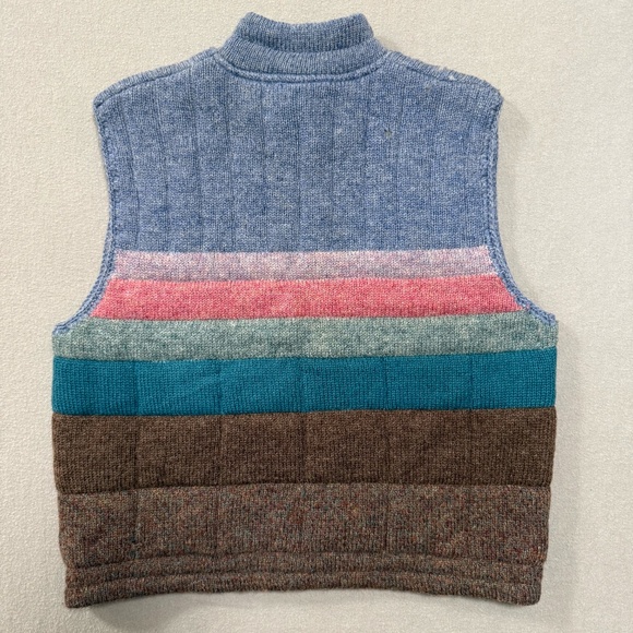 L.L. Bean Vintage 100% Wool Nordic Snow Zip Front Sweater Ski Vest Women L - Picture 2 of 15